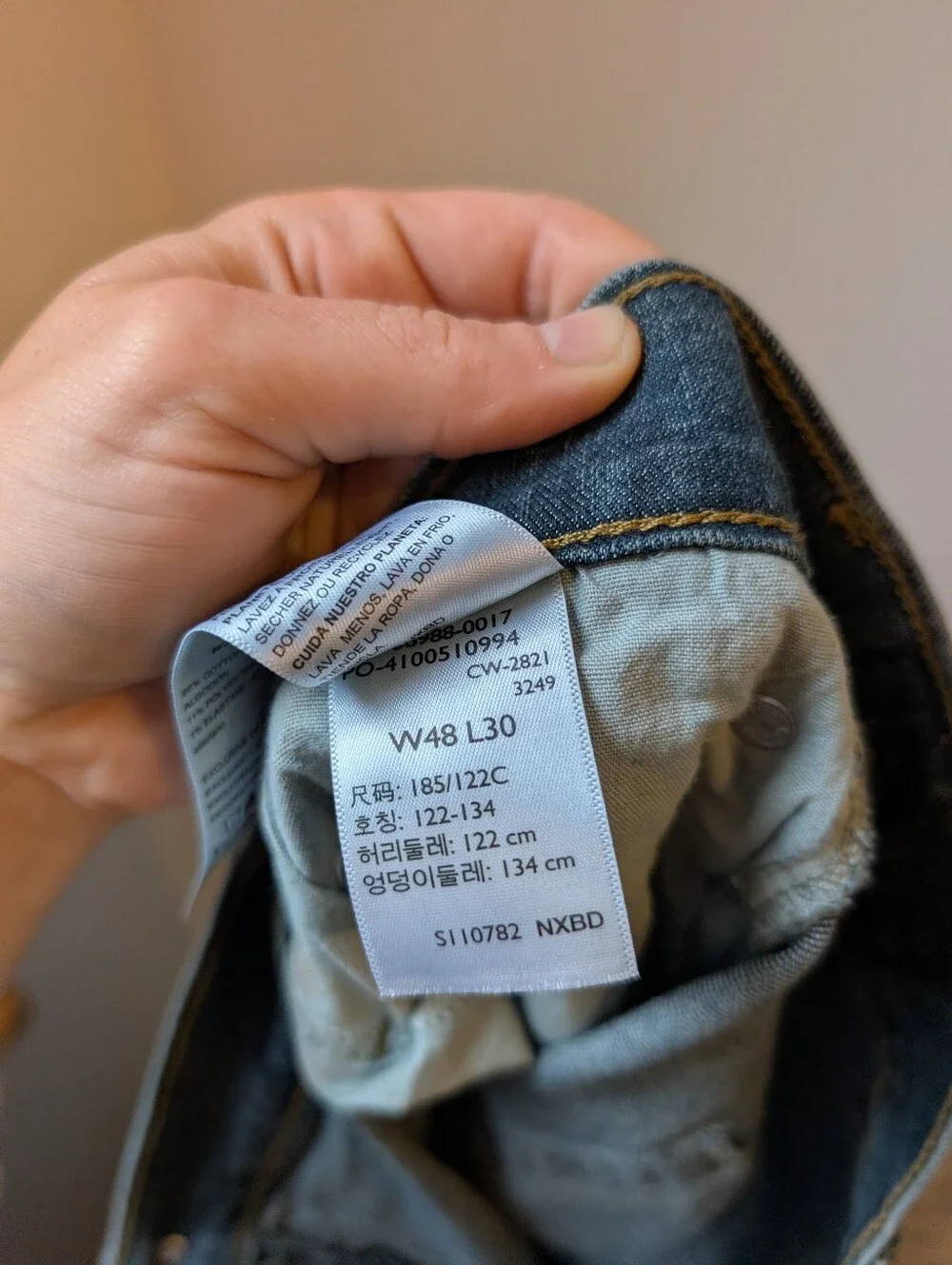Levi's Straight Signature 48 X 30